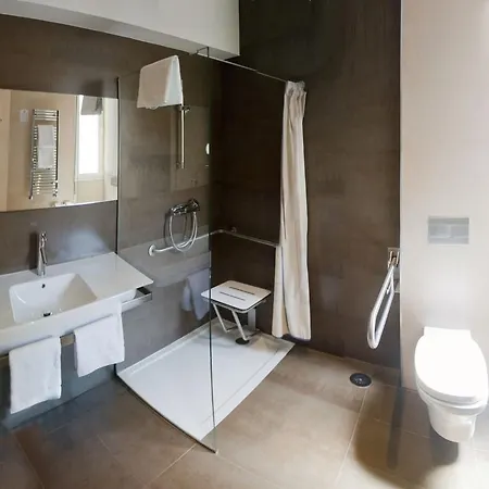 Asturias Hotel 4*