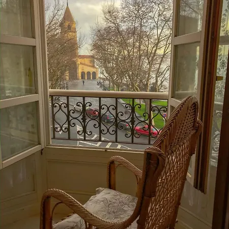 Asturias 4* גיחון