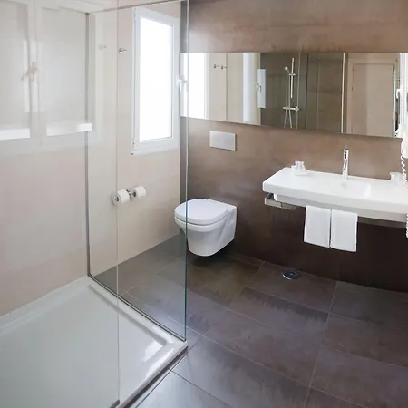 Asturias ホテル 4*