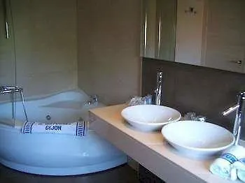 Asturias ホテル 4*