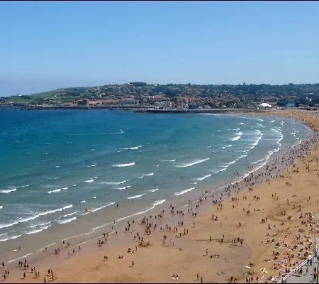 Hotel Asturias 4*